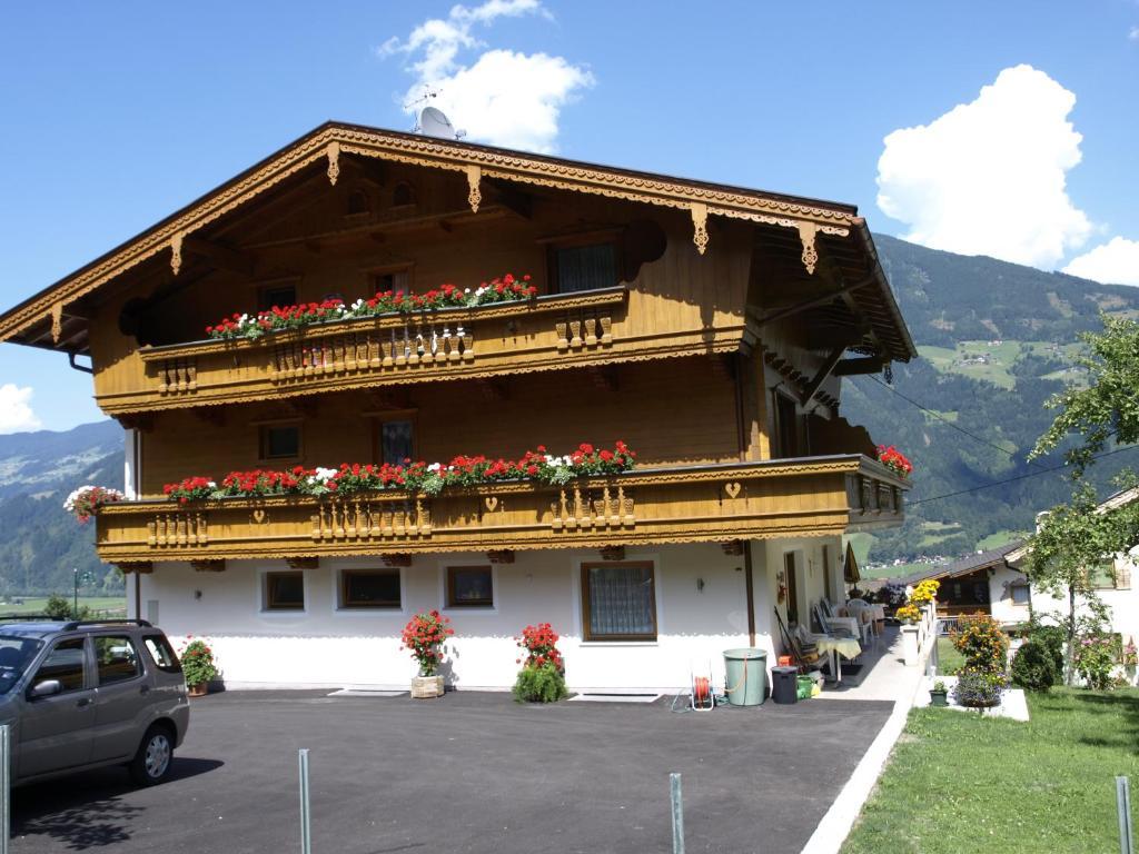 Haus Binder Otel Ried im Zillertal Dış mekan fotoğraf